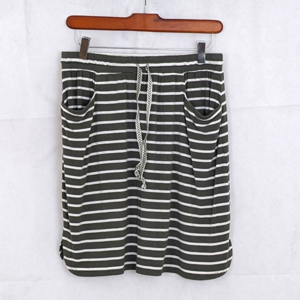 Max Studio Skirt with Pockets Size S